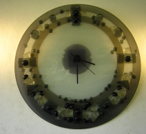 Stiklo laikrodis , clock on glass , часы на стекле