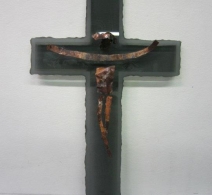 Stilizuotas stiklinis kryžius papuoš Jūsų sodybą